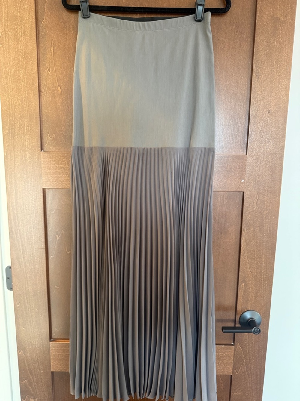Herve Leger pleated grey maxi skirt.  Worn once and dry cleaned